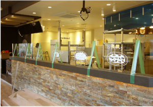 ウィンドウサイン（店内） ［岡山市］